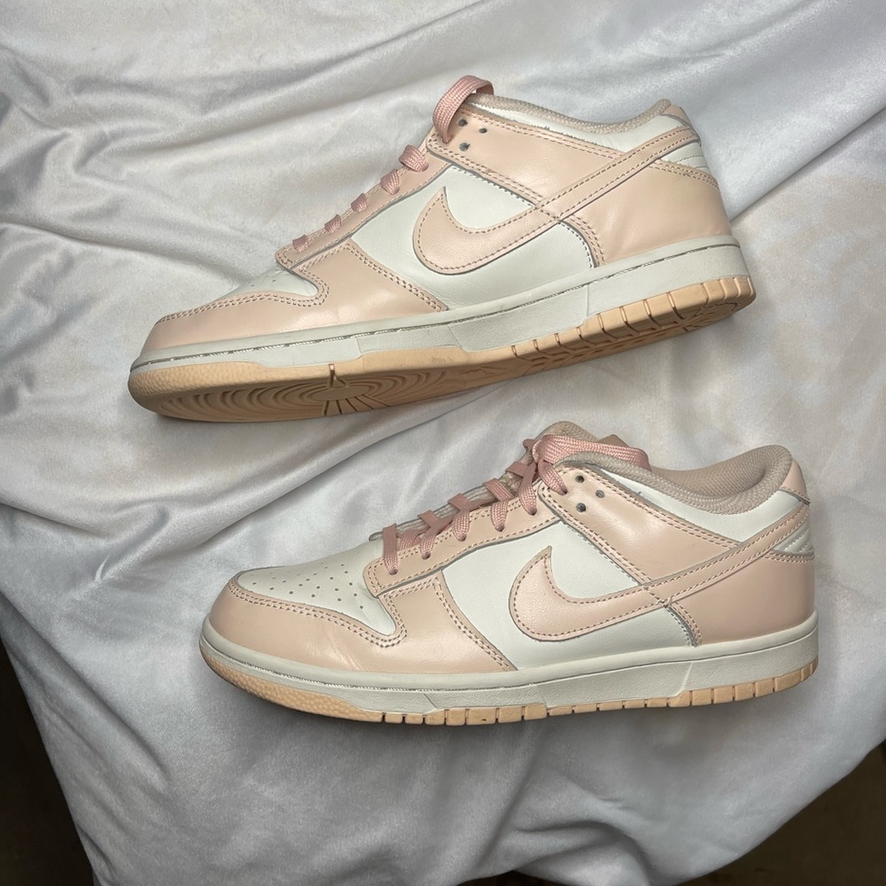 Nike Dunk Low Orange Pearl Size 8